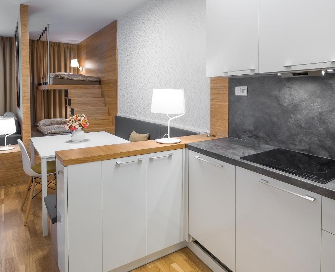 Suites And Apartments Medvedin ชปินด์เลอรูฟ มลิน ภายนอก รูปภาพ